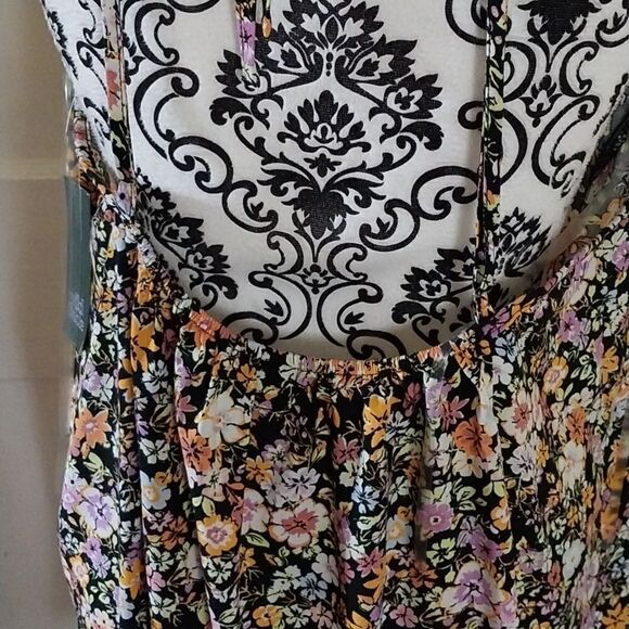 NWT  Wild Fable Women's Spaghetti Straps Fit & Flare  Floral Dress XL - Picture 6 of 15